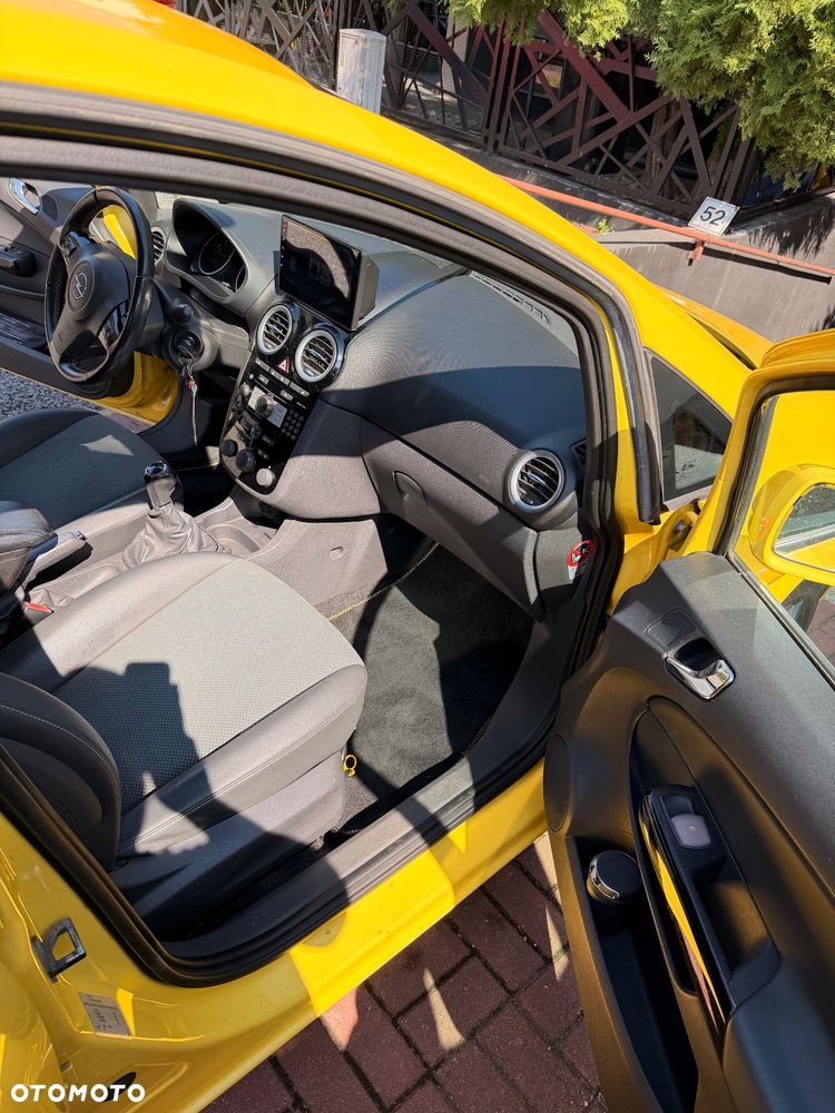 Opel Corsa 1.7 CDTI Cosmo - 17