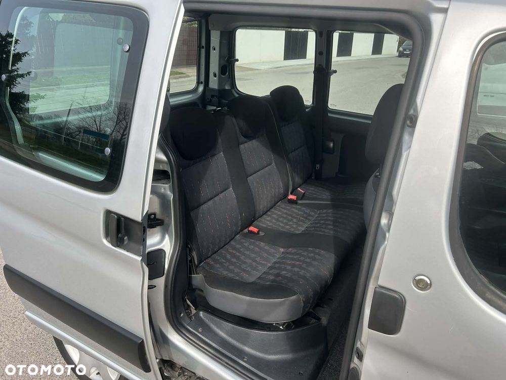 Citroën Berlingo 1.4i First - 21