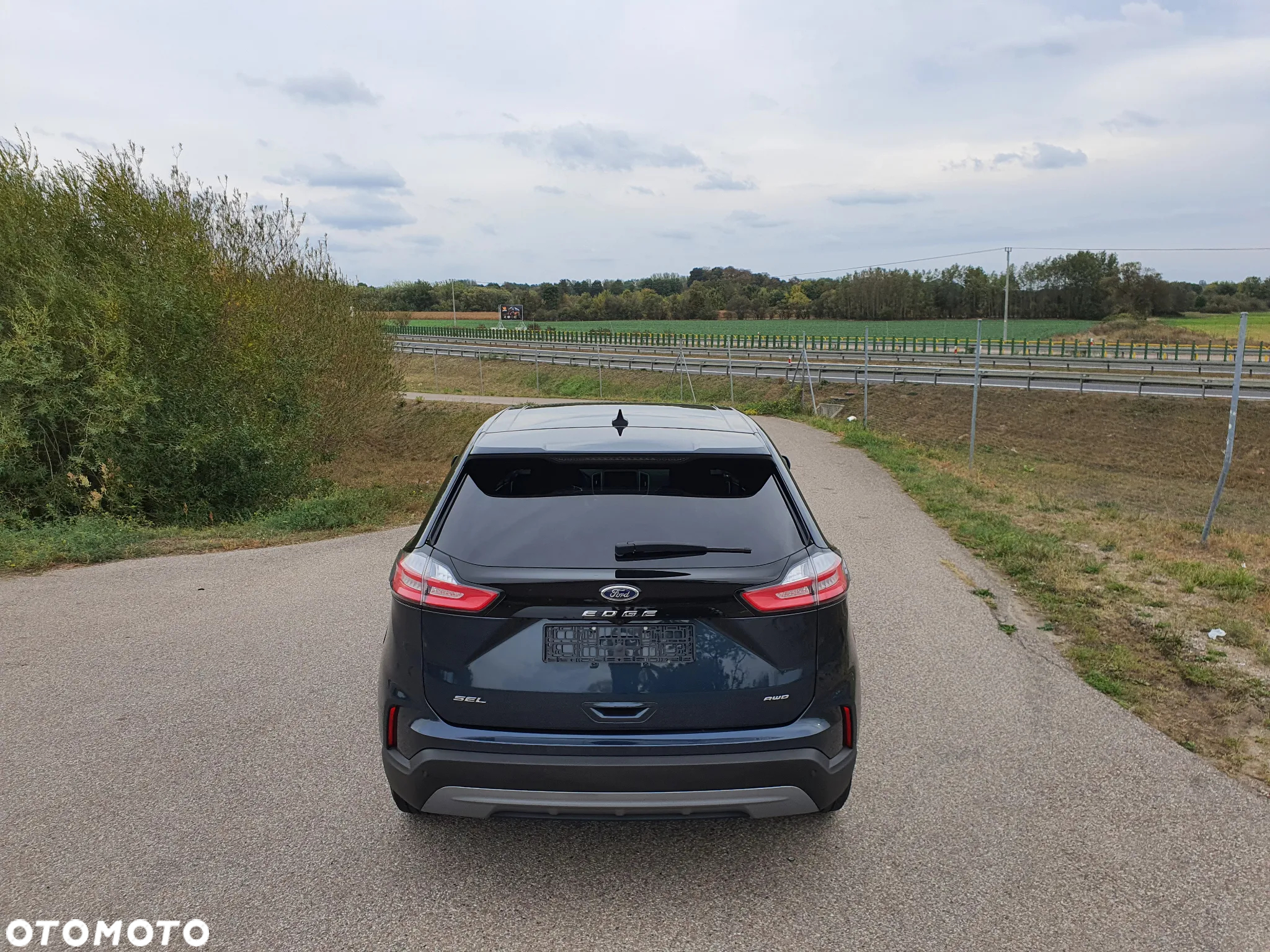 Ford Edge - 15