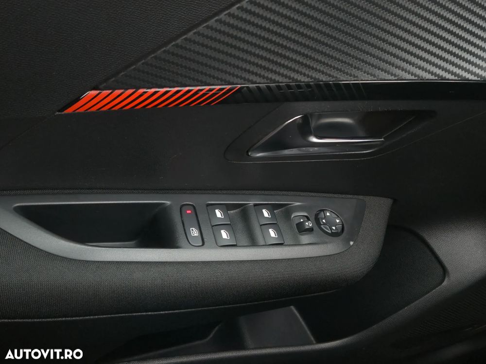 Peugeot 208 1.2 L PureTech STT Allure Pack - 26