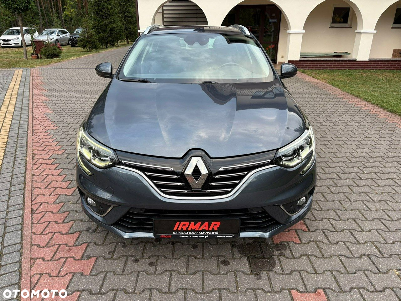 Renault Megane Grandtour ENERGY TCe 140 EDC BOSE EDITION - 2