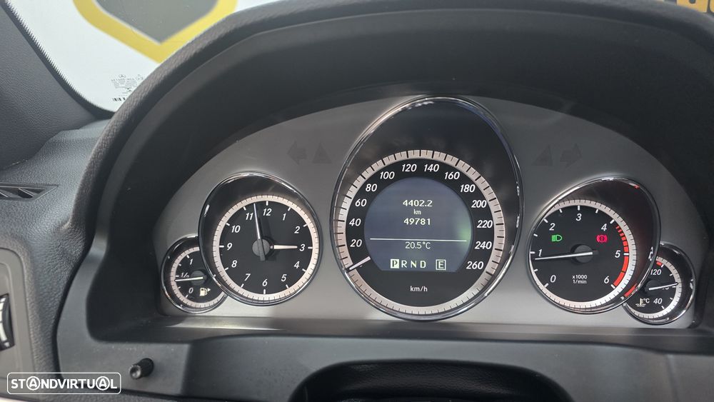 Mercedes-Benz E 250 CDi Avantgarde BlueEfficiency Auto - 21