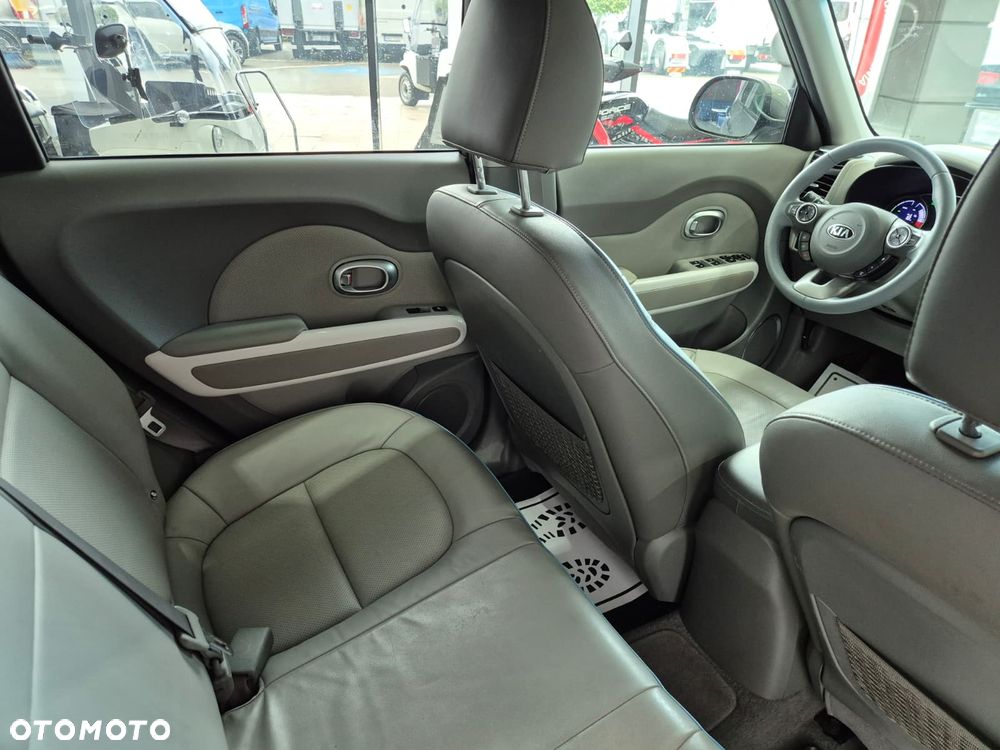 Kia Soul Play - 24