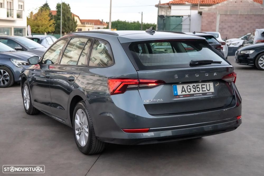 Skoda Octavia Break 2.0 TDI Active - 11
