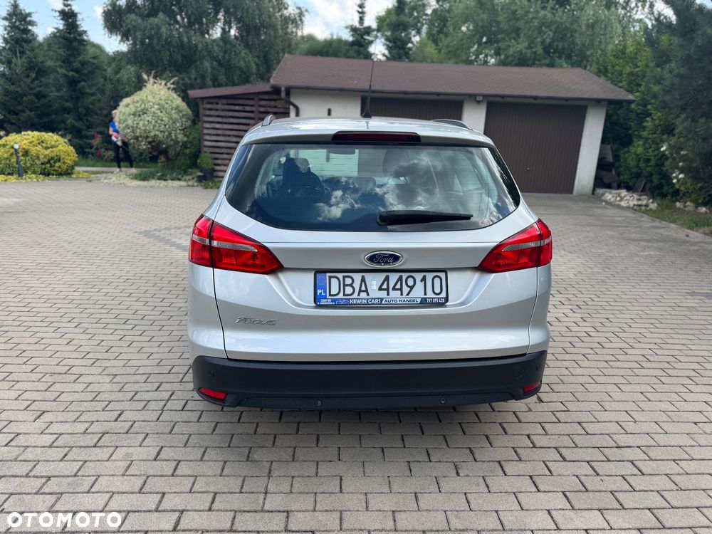 Ford Focus 1.0 EcoBoost Titanium - 27