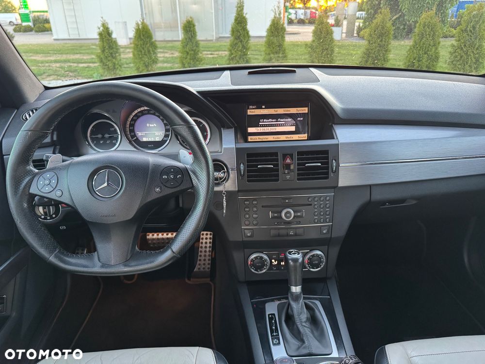 Mercedes-Benz GLK - 11