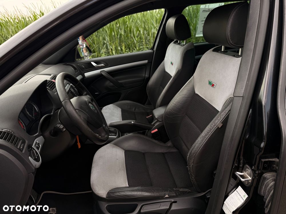 Skoda Octavia 2.0 TDI DPF RS DSG - 16