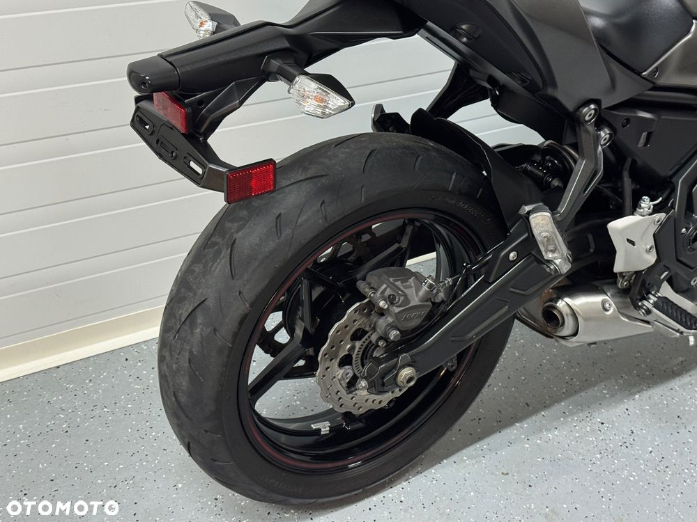 Kawasaki Ninja - 12