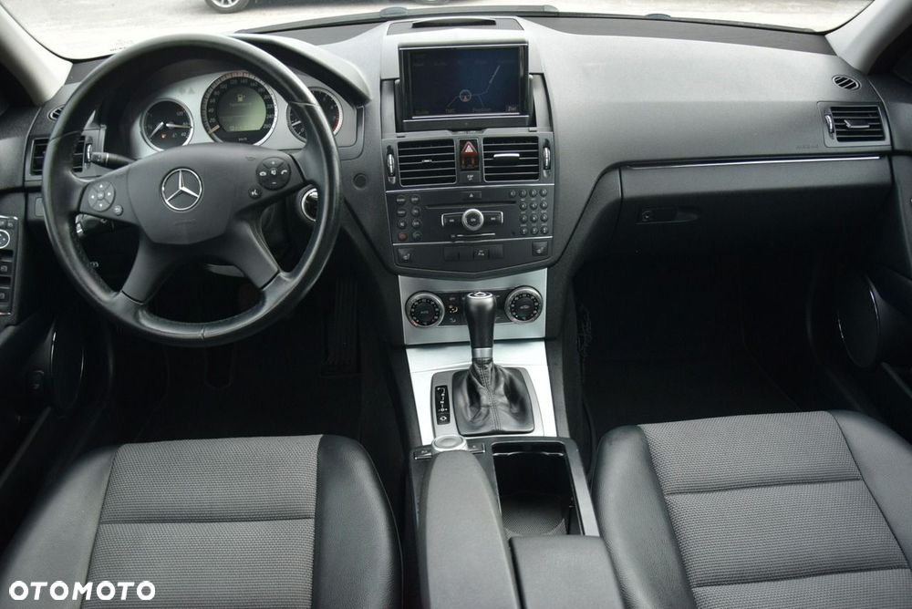Mercedes-Benz Klasa C - 27