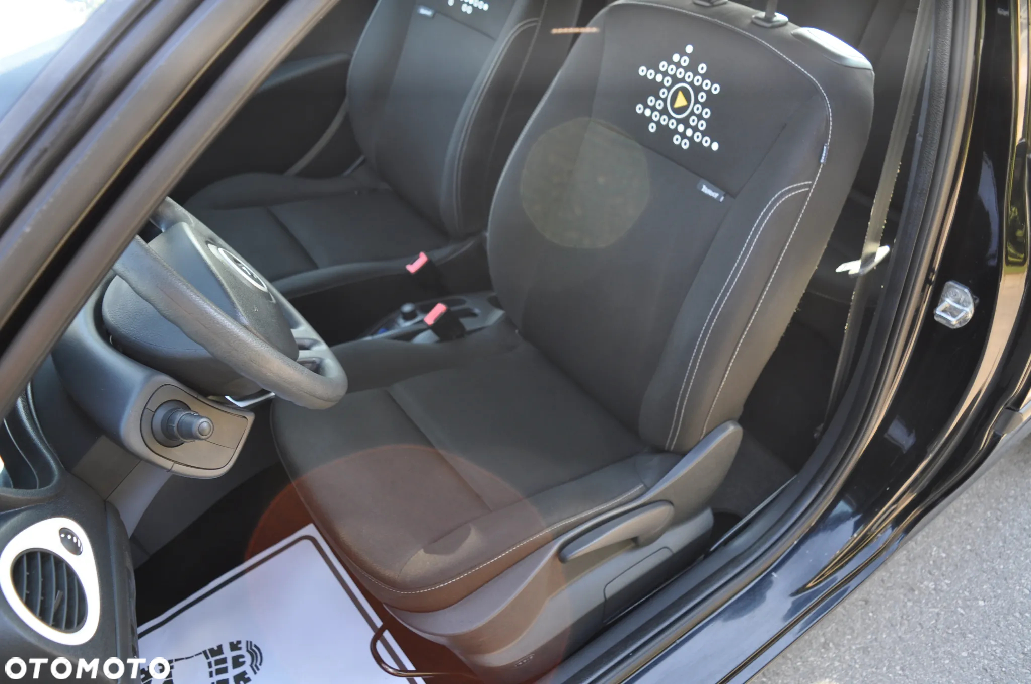 Renault Clio 1.2 16V 75 Yahoo - 22