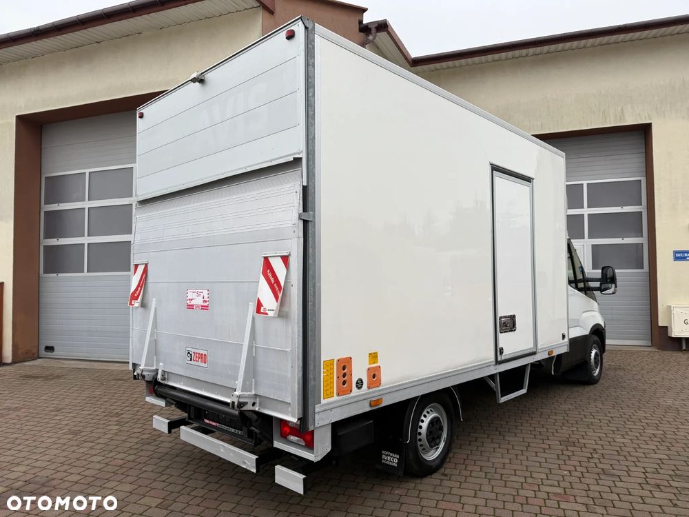 Iveco Daily Izoterma Winda - 7