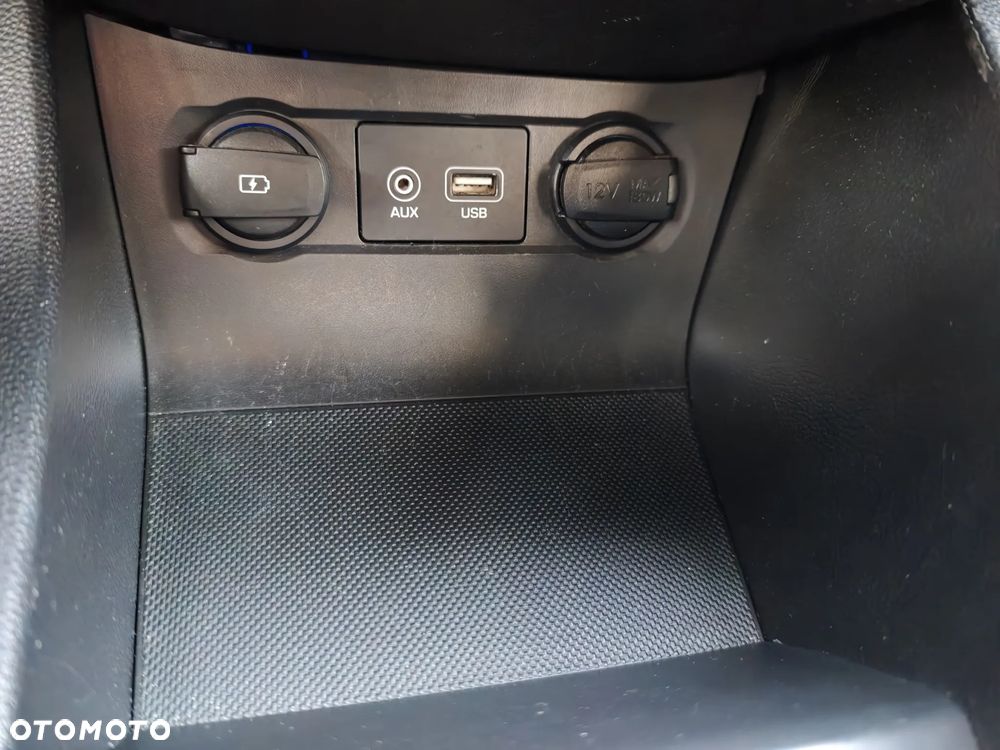 Hyundai i20 1.4 Premium - 27