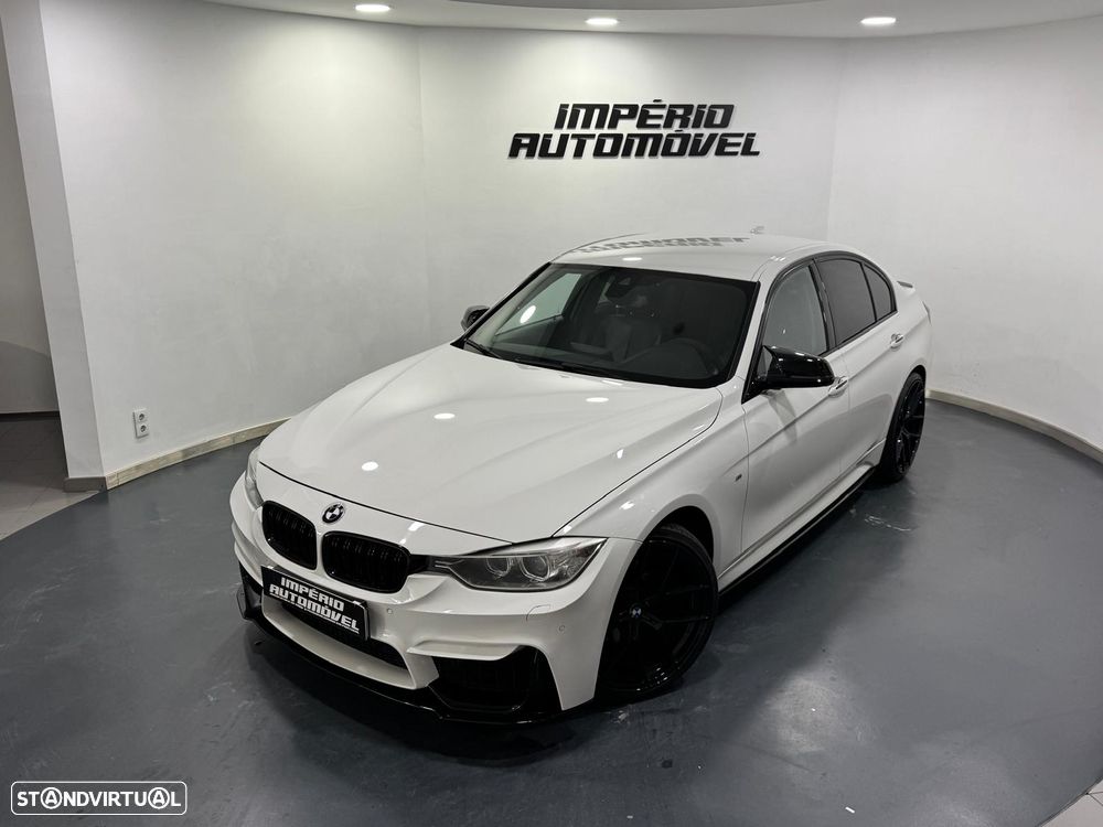 BMW 328 i Auto Pack M - 2