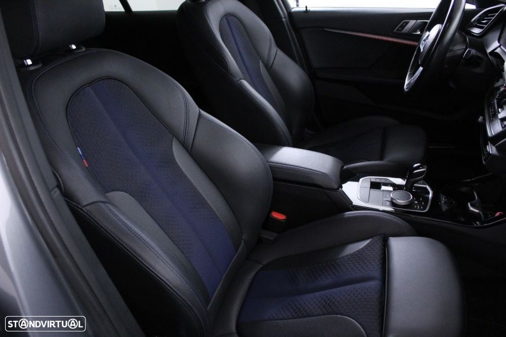 BMW 116 d Pack Desportivo M Auto - 14