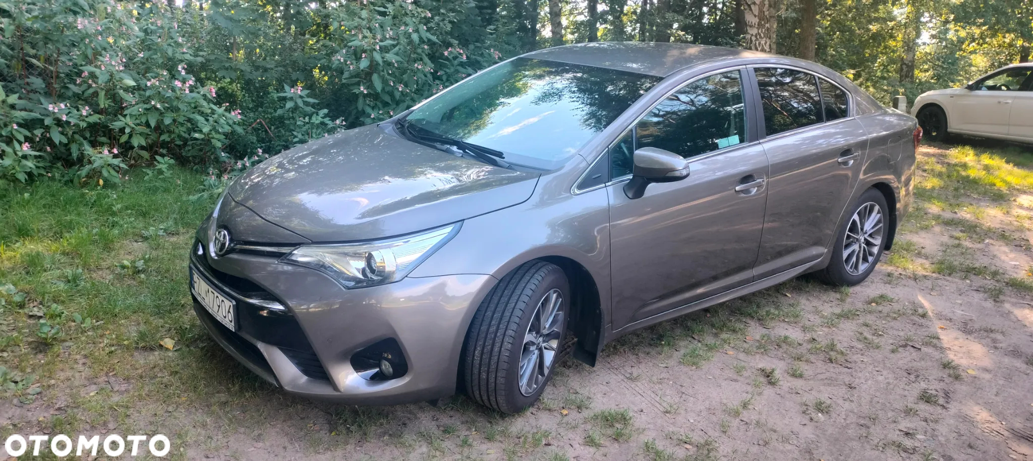 Toyota Avensis - 6
