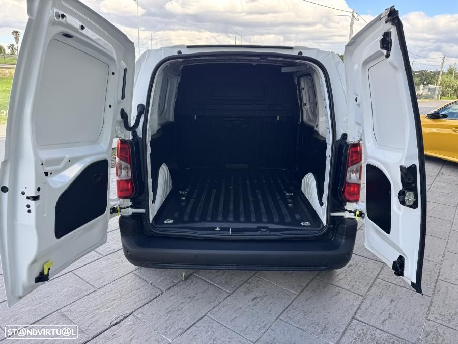 Opel Combo 1.5 CDTi 102cv L1H1 Enjoy 3 Lug. c/IVA DEDUTÍVEL - 25