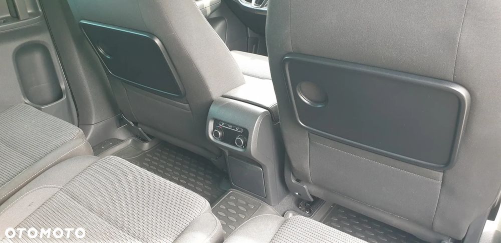 Volkswagen Sharan 2.0 TDI DSG (BlueMotion Technology) Comfortline - 30