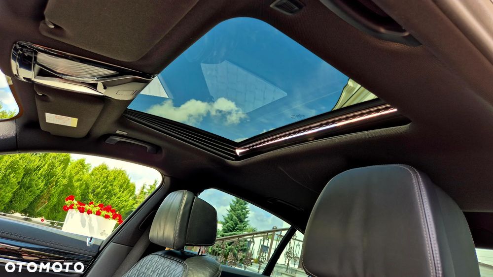 BMW Seria 7 730d sport - 32