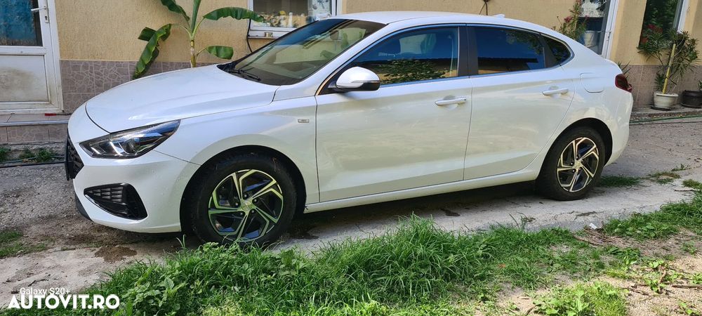 Hyundai i30 1.5 T-GDI MHEV 160CP Highway - 4