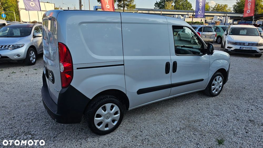 Opel Combo - 19