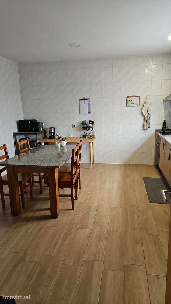 Moradia T3 Geminada com Garagem - Grande imagem: 2/12