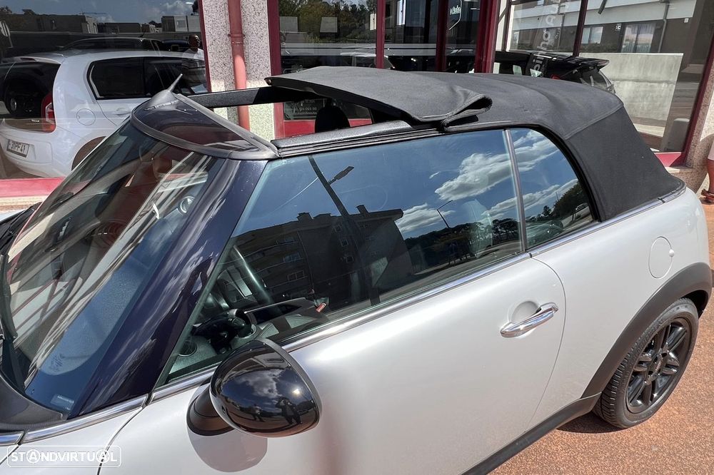 MINI Cabrio Cooper D - 12