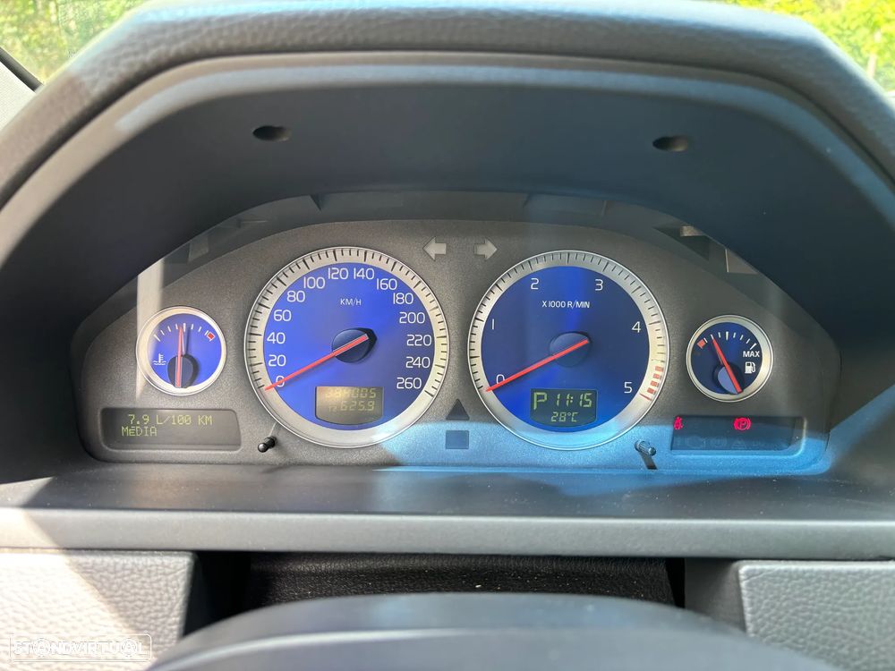 Volvo XC 90 2.4 D5 7L Sport Geartronic - 16