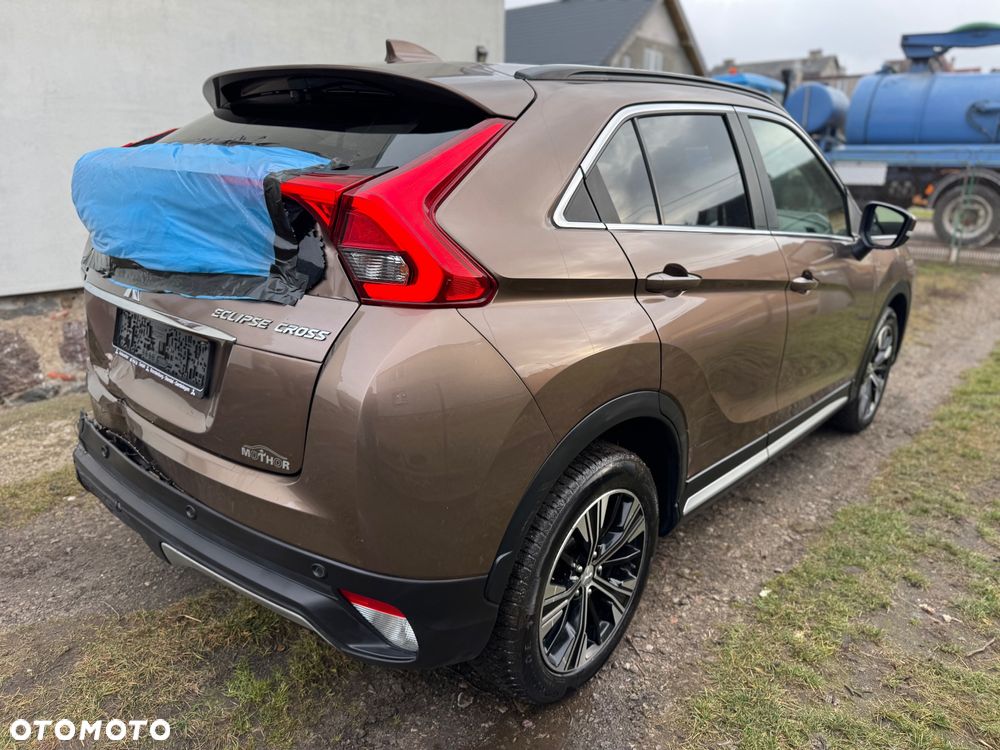 Mitsubishi Eclipse Cross 1.5 T-MIVEC ClearTec CVT 2WD Diamant Edition Plus - 4