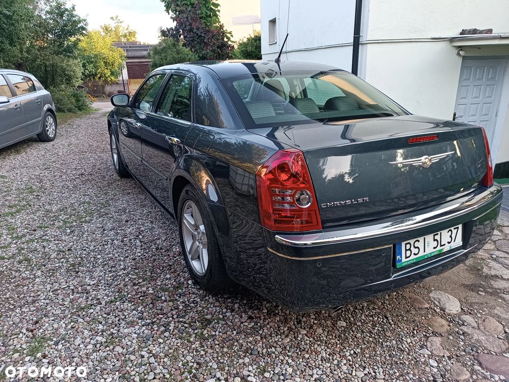 Chrysler 300C 3.0 V6 CRD - 6