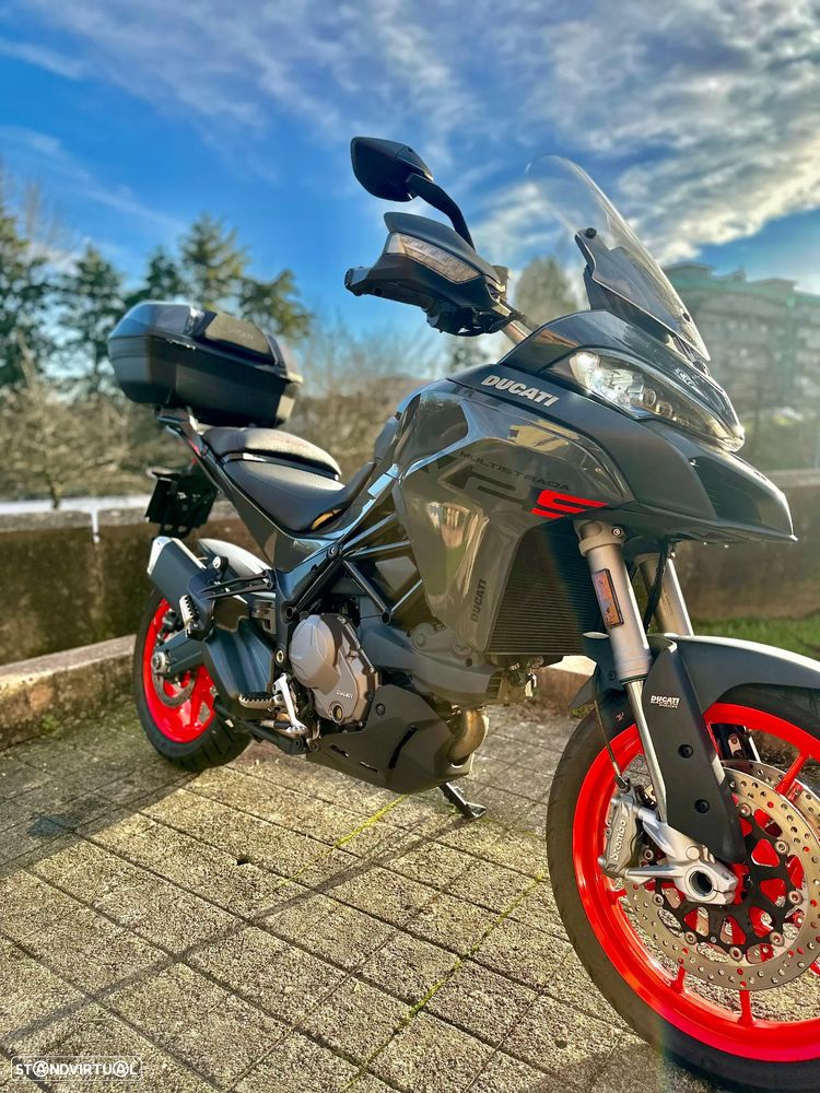 Ducati Multistrada V2 S - 8