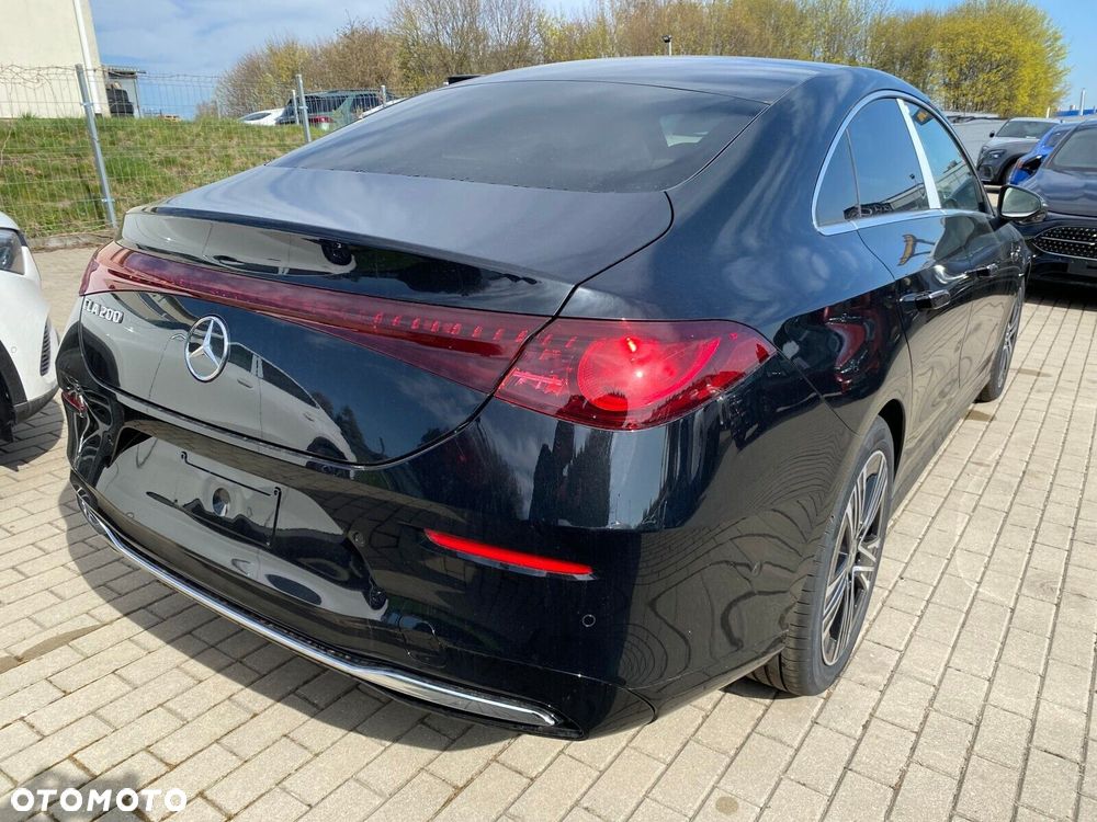 Mercedes-Benz CLA - 4