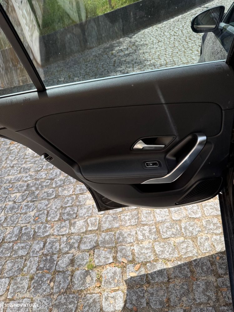 Mercedes-Benz A 250 e - 4