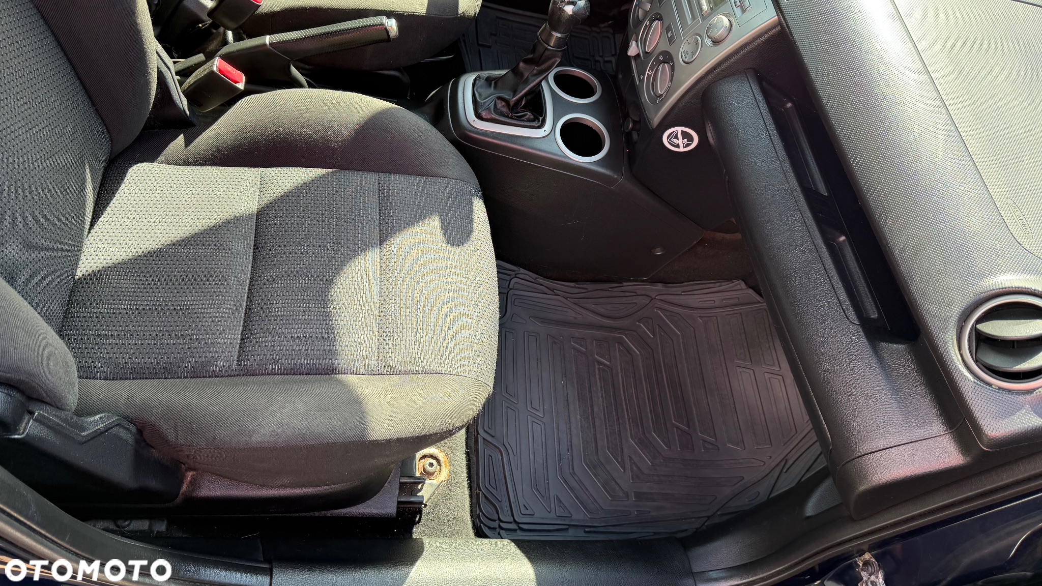 Mazda 2 - 37