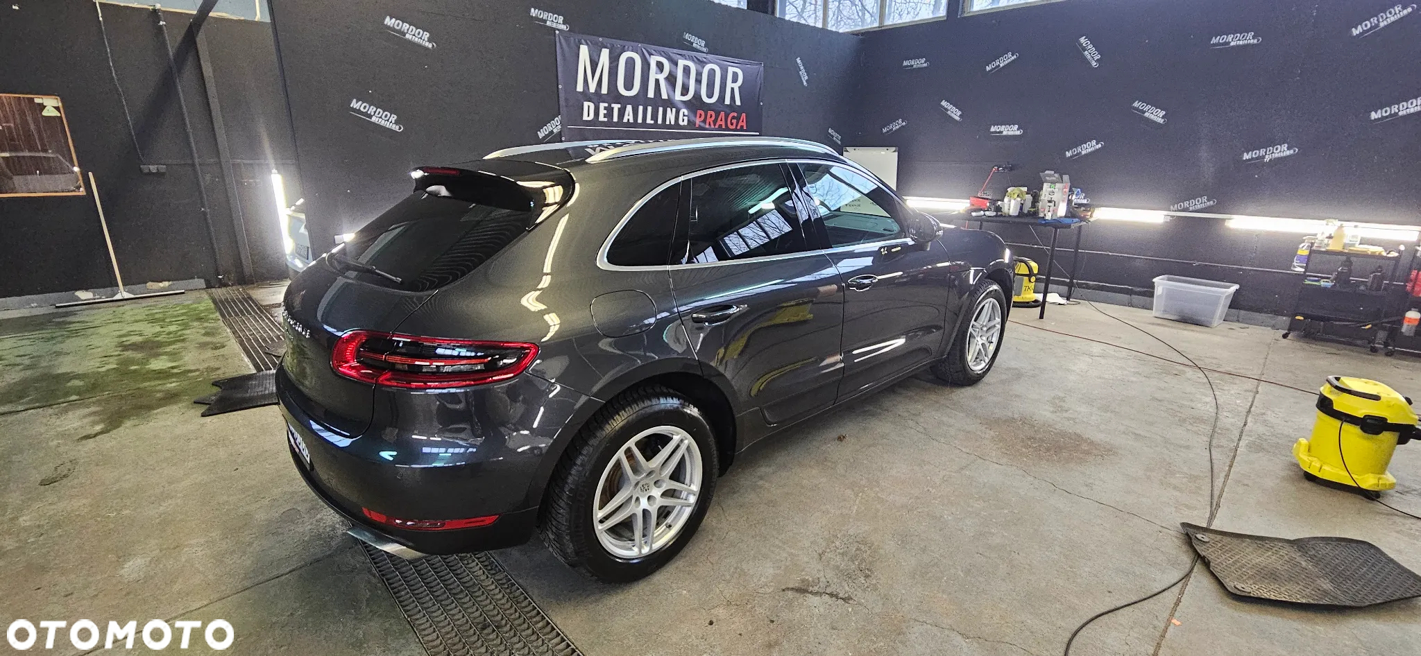 Porsche Macan Standard - 4