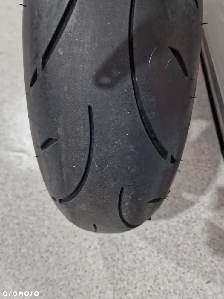 Triumph Street Triple - 8