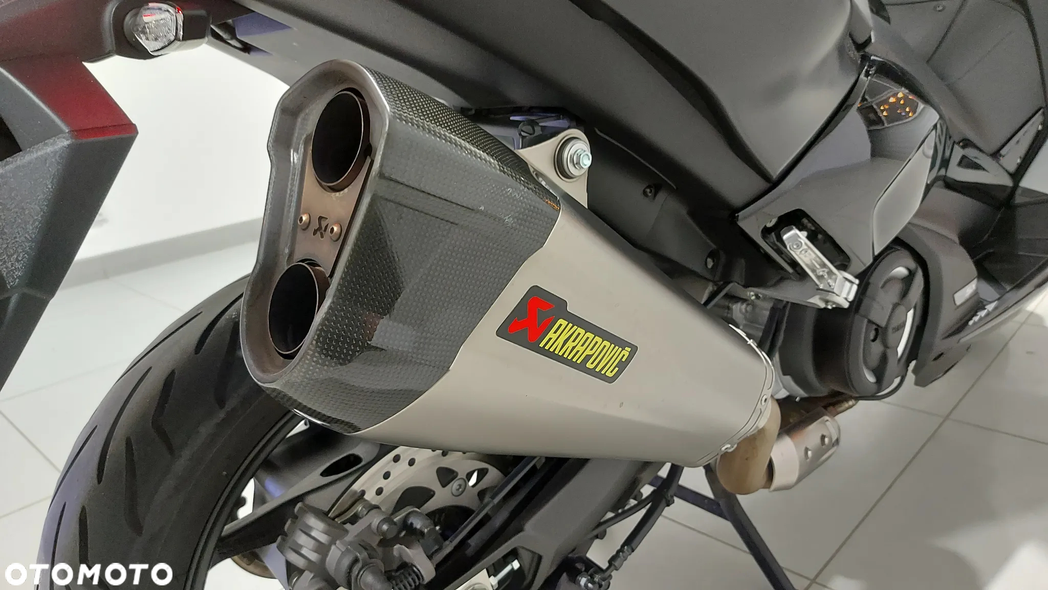 Yamaha Tmax - 22
