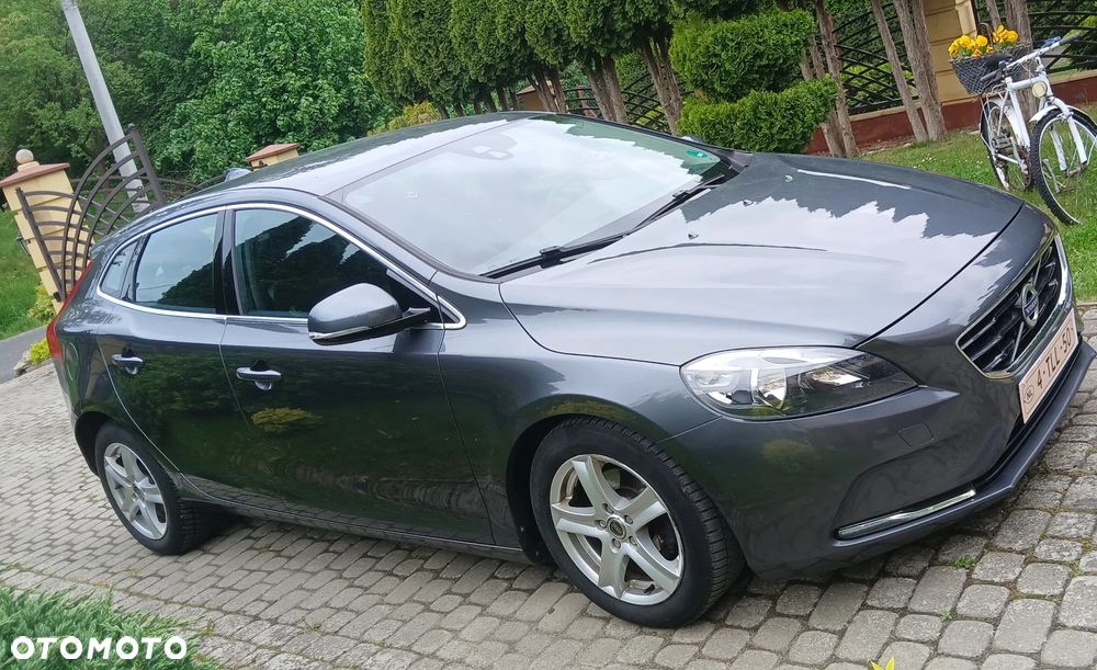 Volvo V40 D2 - 11