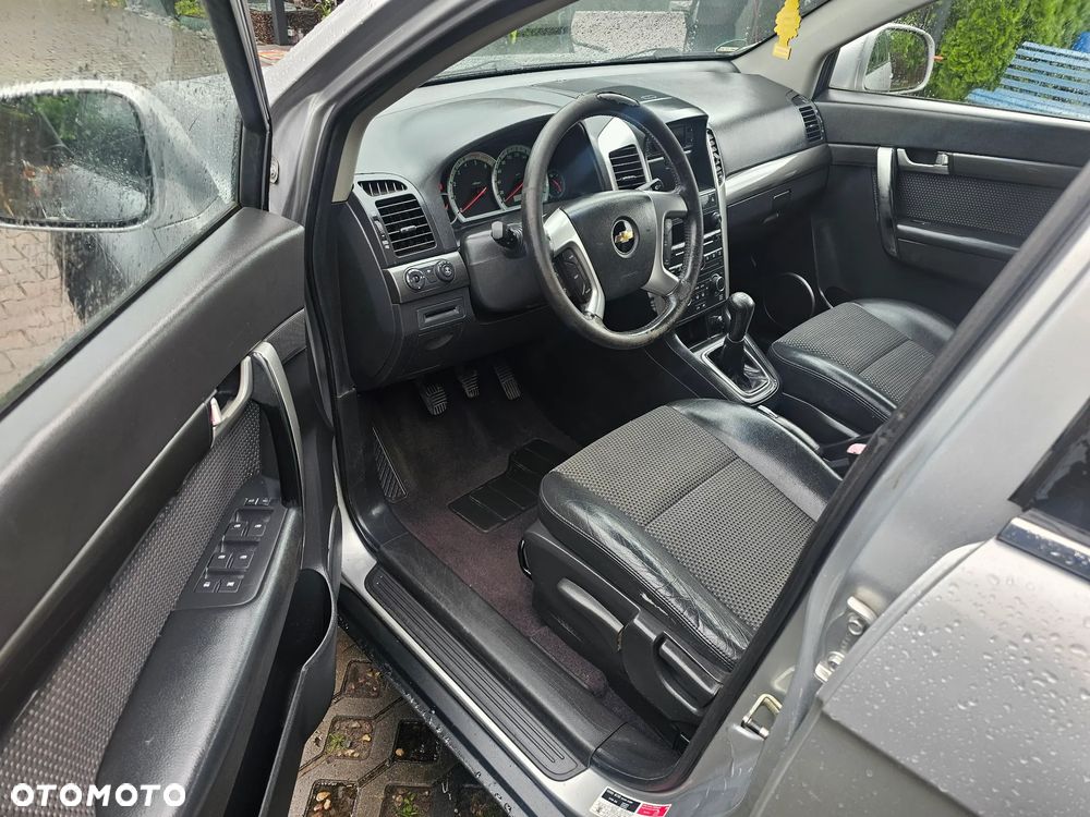 Chevrolet Captiva 2.0 4WD 5 Sitzer LT - 11