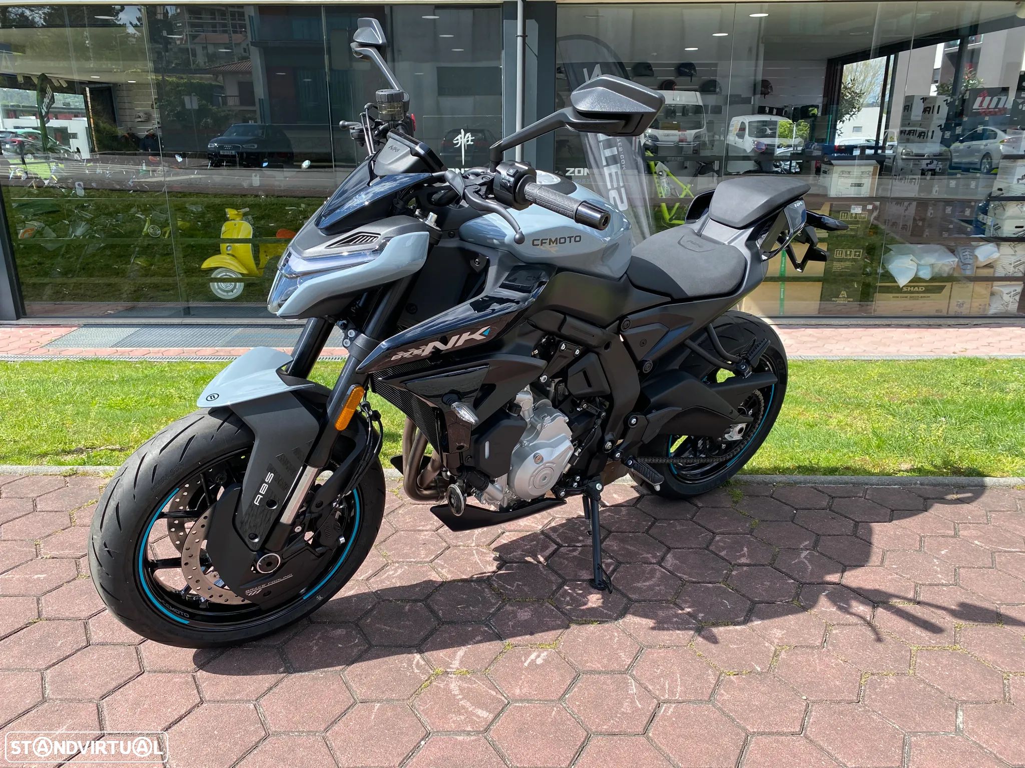 CF Moto 675NK NK 675 - 1