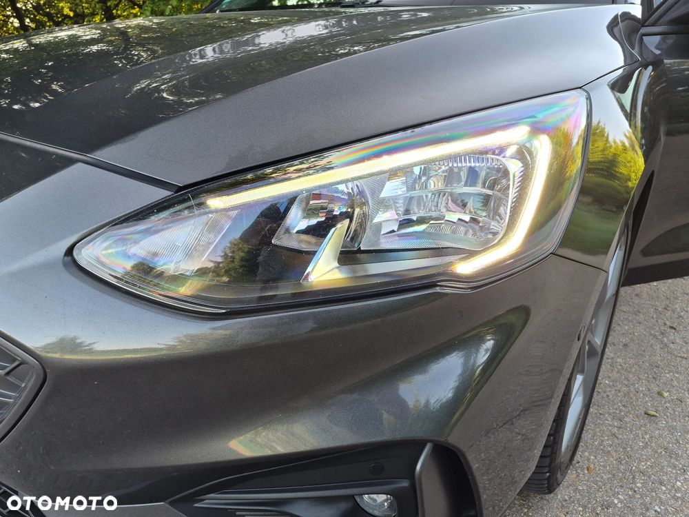 Ford Focus 2.0 EcoBlue ST - 9