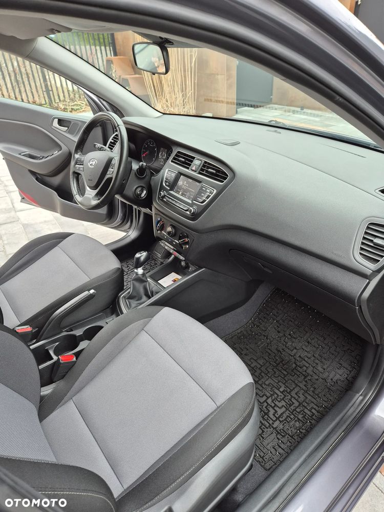 Hyundai i20 1.2 Comfort - 6