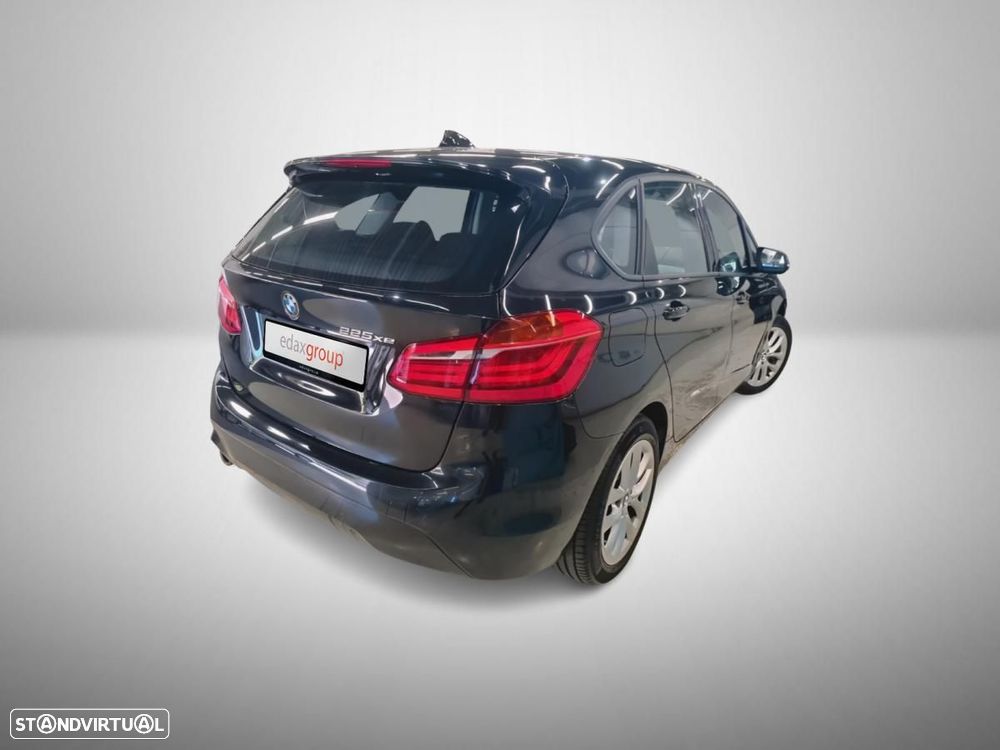 BMW 225xe Active Tourer Advantage - 2