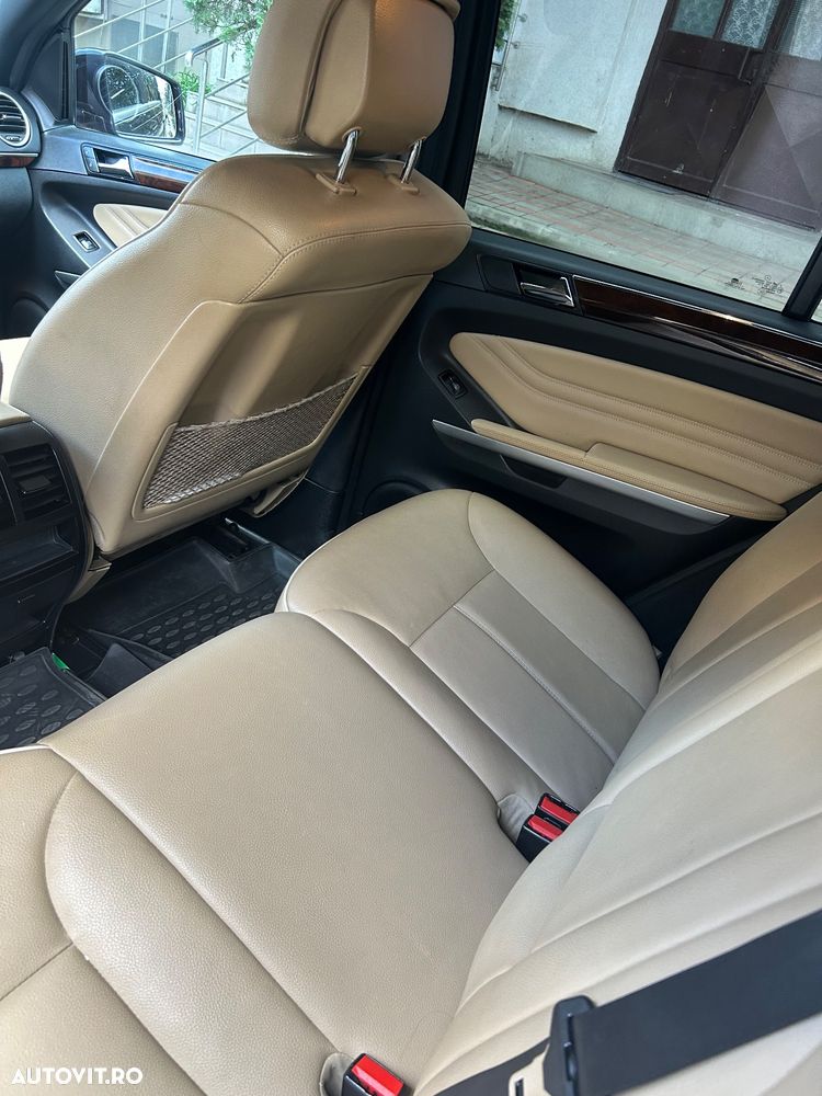 Mercedes-Benz ML 300 CDI BlueEfficiency Aut - 13