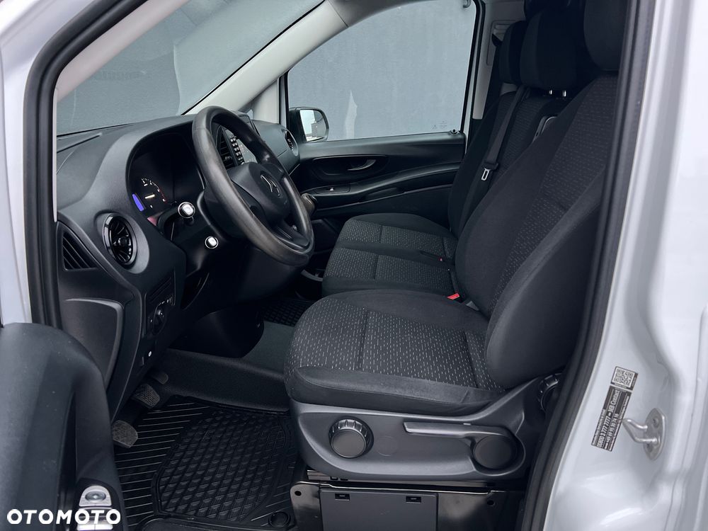 Mercedes-Benz VITO - 20