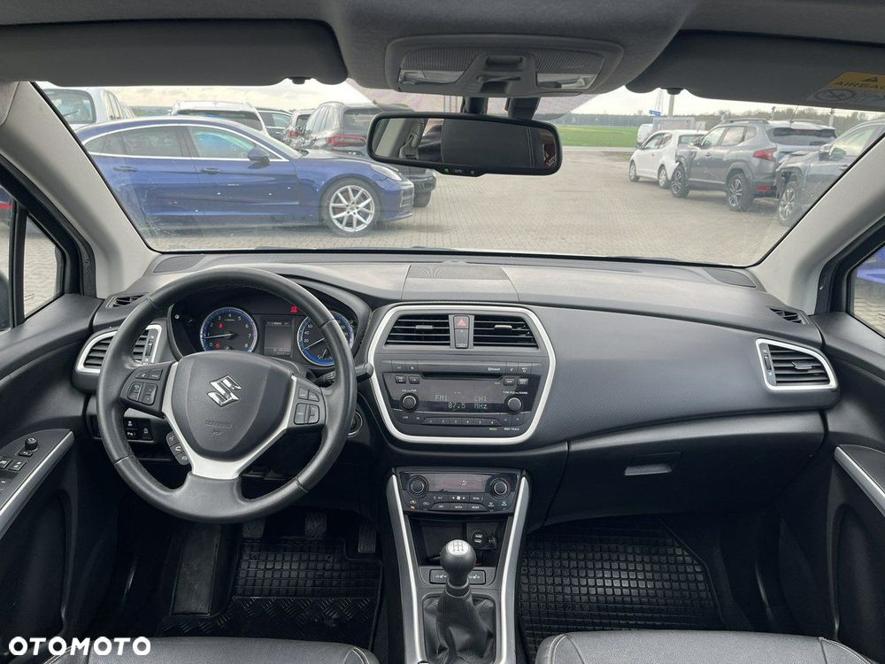 Suzuki SX4 S-Cross 1.6 VVT 4x4 Comfort+ - 11