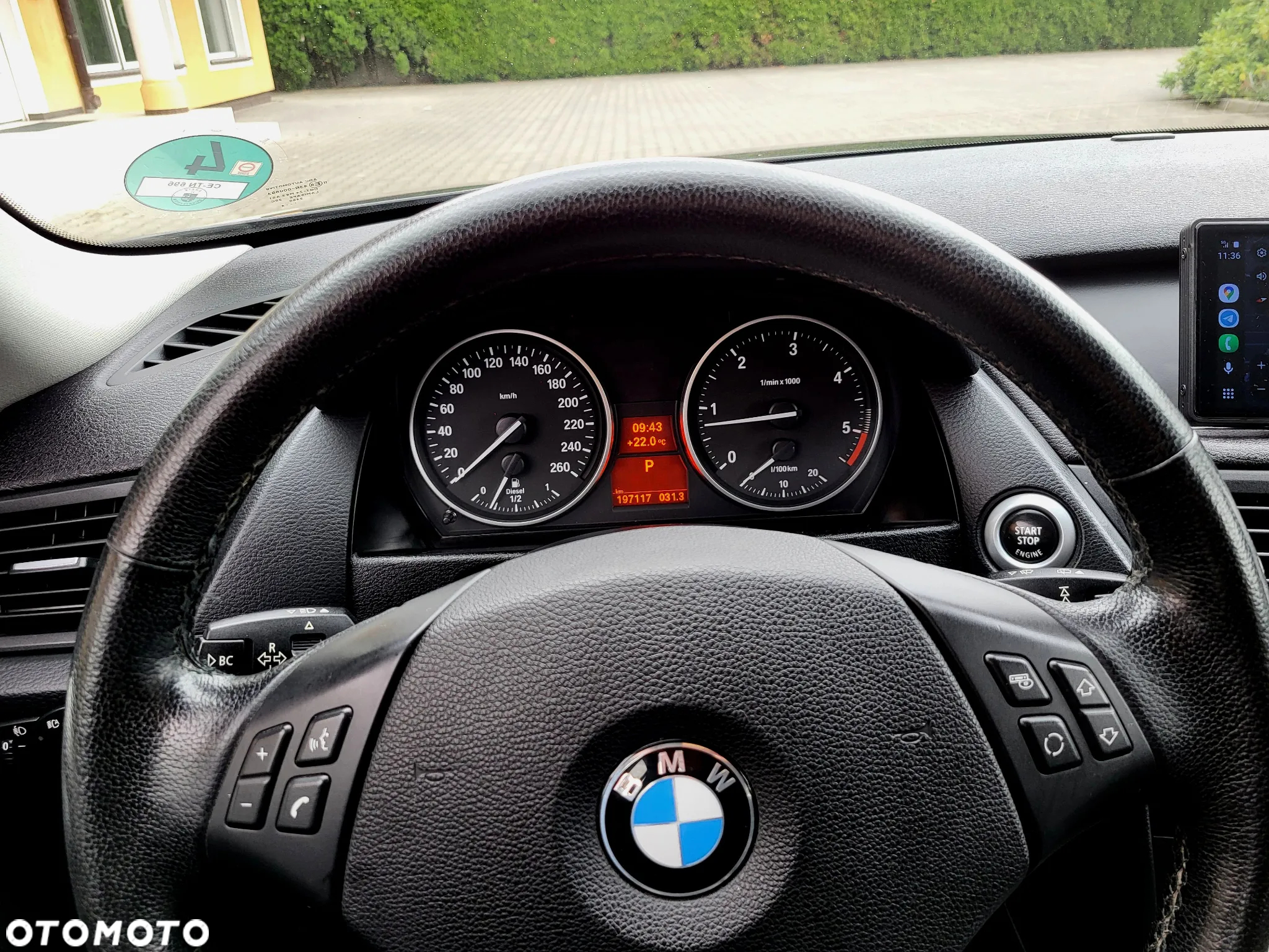 BMW X1 - 32