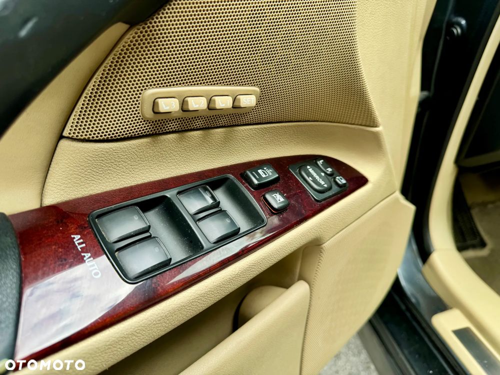Lexus IS 220 D Prestige - 9