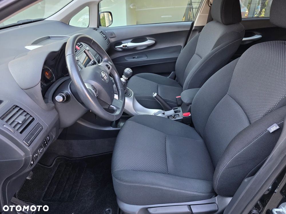 Toyota Auris 1.6 Premium Start - 18