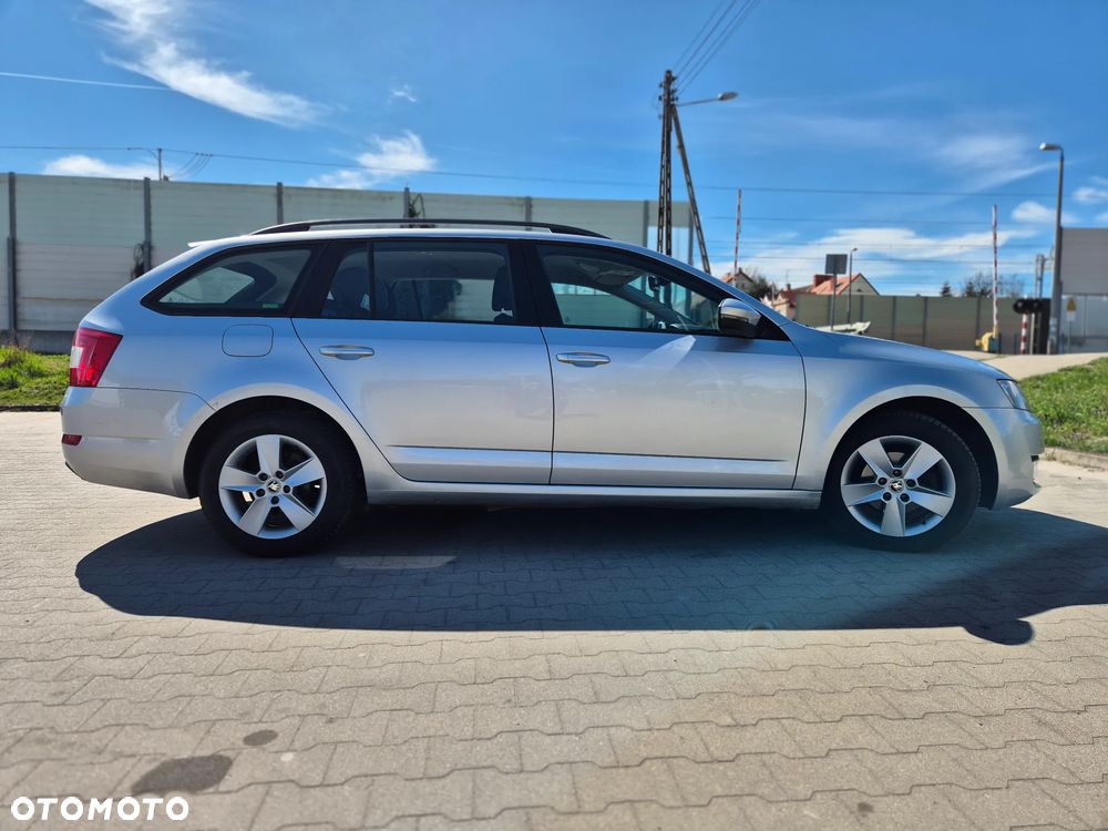 Skoda Octavia 1.6 TDI Ambition - 5