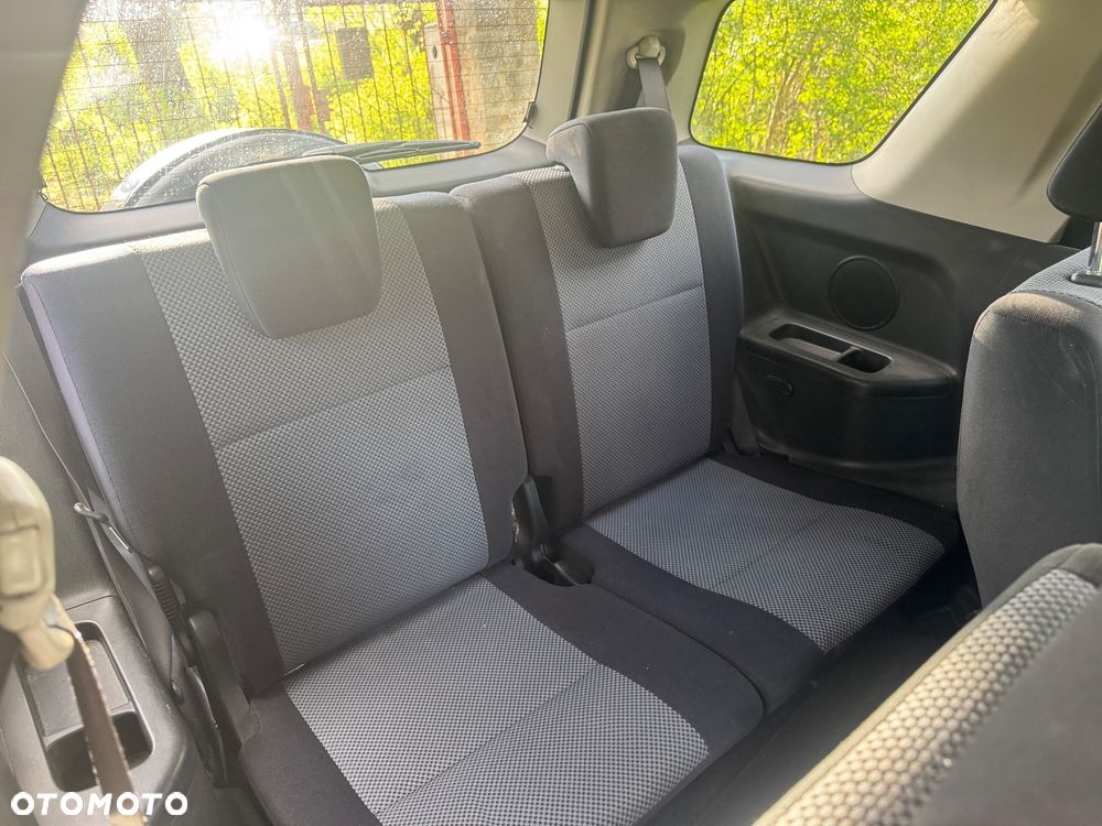 Suzuki Grand Vitara 1.9 DDiS - 9